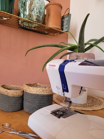 Mlle Couture, Couturier à Lunel