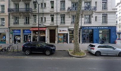 Lilia Retouches, Couturier à Lyon 07