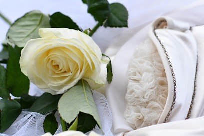 Lara Cotin, Couturier à Saint-Just-Saint-Rambert