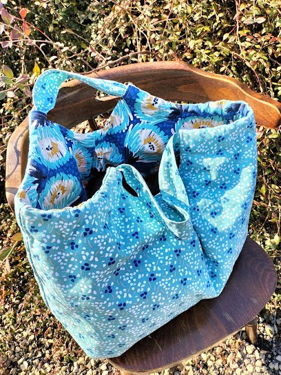 Jolis Petits Points, Couturier à Seuil