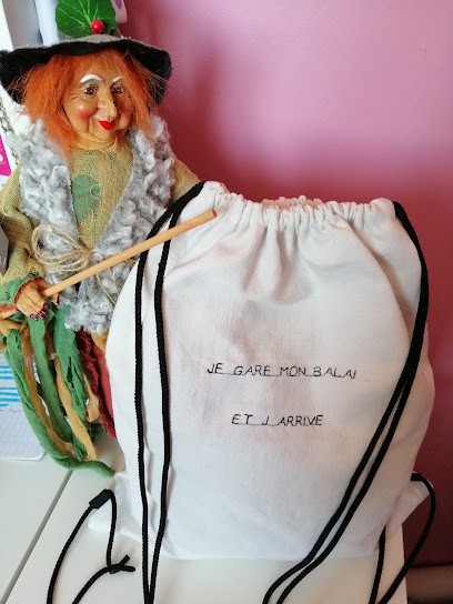 Un Chat Sur La Cousette, Couturier à Vénissieux