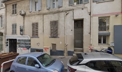 13 En Mode, Couturier à Marseille 06