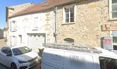 Aux Fils Et A Mesure, Couturier à Avernes