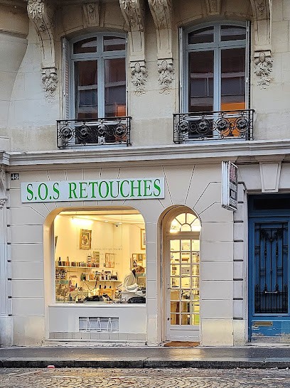 S.O.S Retouches, Couturier à Paris 16