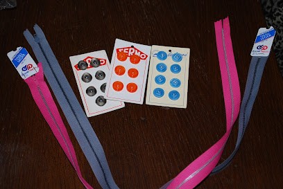 Au Fil De La Route, Couturier à Moyenneville