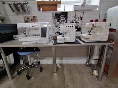 Aurore-Couture, Couturier à Nivillac