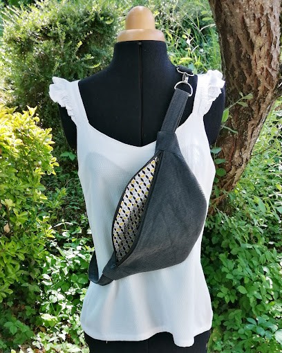 Filozel - Service de Retouche - Créatrice de vêtements et d'accessoires- Savoie - sur rendez-vous uniquement, Couturier à Aix-les-Bains