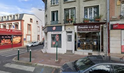 Torun Oznur, Couturier à Sucy-en-Brie