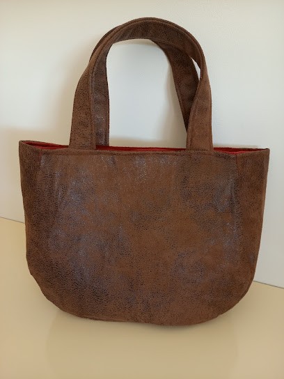 Krysfémin, Couturier au Chalon