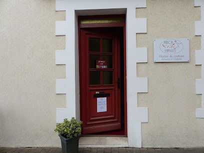 Manon S'habille - une couturière proche de chez vous, Couturier à La Haie-Fouassière