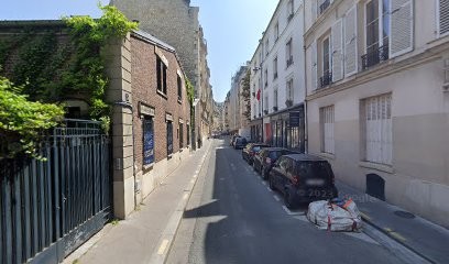 Aurore - Couturière Chez Vous - Tilli, Couturier à Paris 07