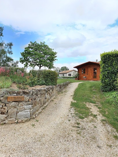 YG Couture, Couturier à Peaugres