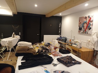 Djamila Création, Couturier à Condrieu