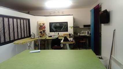 Dé, fil et ... couture et retouches, Couturier à Maisdon-sur-Sèvre