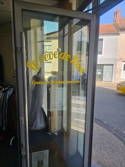 Le rêve de Kloé, Couturier à Saint-Germain-des-Fossés