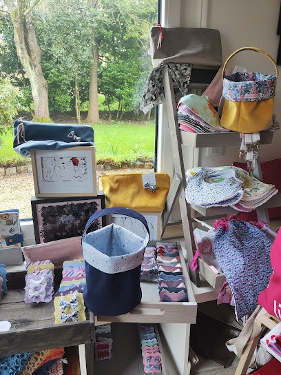 Les Créations De Lutinettes, Couturier à Doudeville