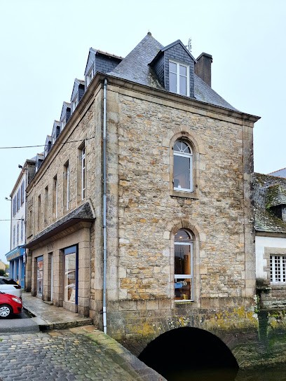 Le Minor, Service de Broderie à Pont-l'Abbé