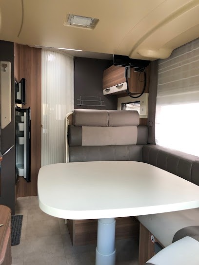 Au Dé de Porcelaine, Couturier à Sedan