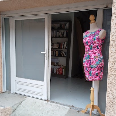 Au Contraire Mode, Couturier au Pont-de-Beauvoisin