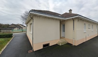 les doigts en or, Couturier à Roiffé