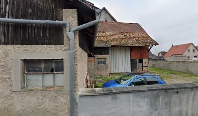 MADAME NADINE HELLER, Couturier à Schaeffersheim