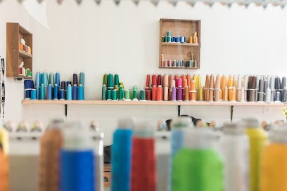 BRODERIE Un Point Particulier, Service de Broderie à Massieu