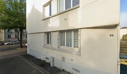 Abby, Couturier à Lorient