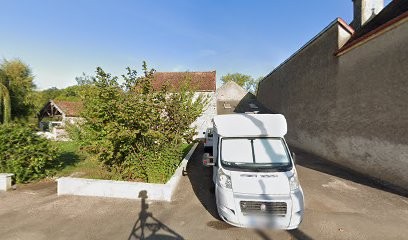 Atelier de Kiki couture retouches broderie, Couturier à Nantilly