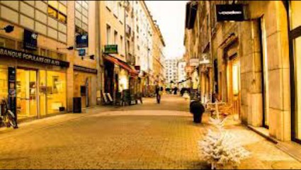 Magi Couture, Couturier à Grenoble