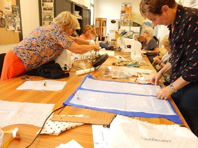 Les Venus de Poche, Couturier à Nice