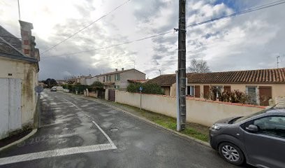 Mailloux Maria, Couturier à Surgères