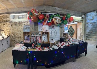 Paloo Babies Gifts & Décoration - Couture - Broderie, Couturier à La Norville