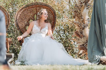 Retouches Amandine, Couturier à Montélimar