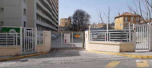 COUSU DE FIL D'OR, Couturier à Toulon