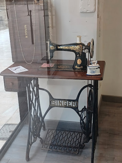 Reine De Saba Coutures Et Retouches, Couturier à Narbonne