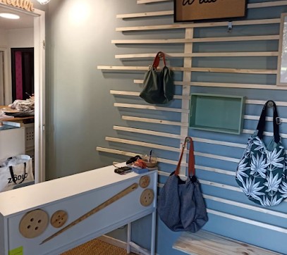 Le Salon de Couture, Couturier à Tosse