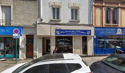 Henane Tassadit, Couturier à Suresnes