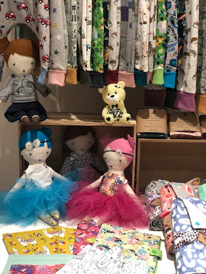 Stéf Fée M'ain, Couturier à Champfromier