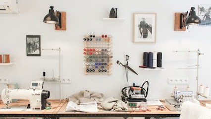 Tilli - Couturier Retouches - Henry Monnier, Couturier à Paris 09