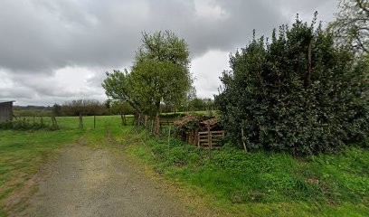O Fil Et à Mesure, Couturier à La Coquille
