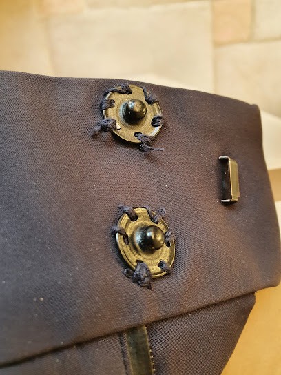 Marie Retouches, Couturier à Vence