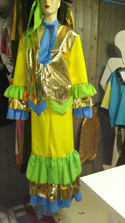 Cornet Micheline, Couturier à Château-Renault