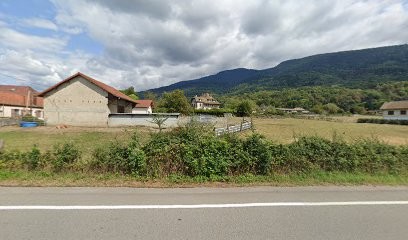 Aline - Couturière Chez Vous - Tilli, Couturier à Vaulnaveys-le-Haut