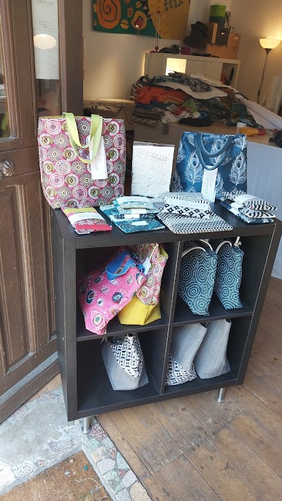 Chez Pénélope Les Arts Textiles, Couturier à Chinon