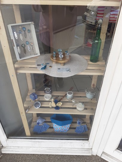 choupette zéro déchet - boutique artisanale - création -mercerie- retouche - upcycling-salon de thé, Couturier à Salins-les-Bains