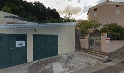 Petite Fille Du Soleil, Couturier à Zilia